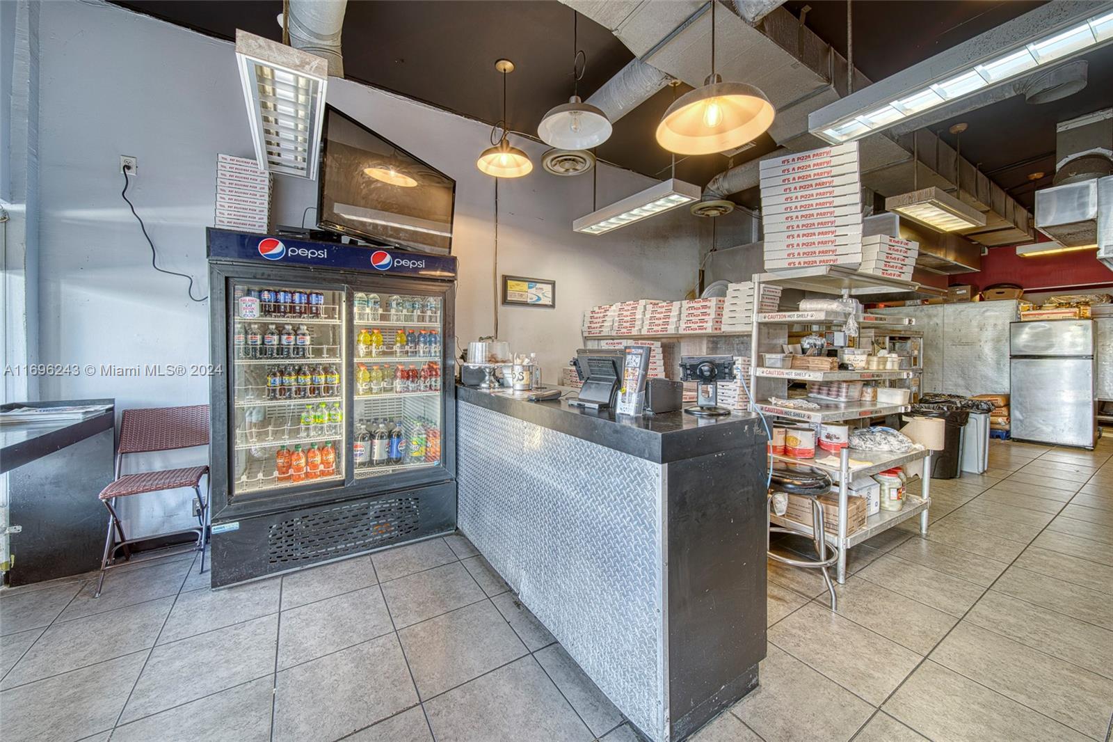 Pizzeria Take Out For Sale In Pinecrest, Pinecrest FL 33156 photo 2