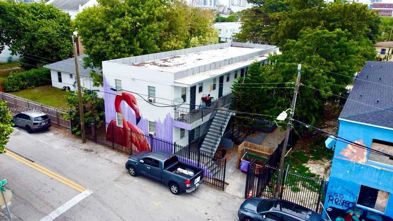 1720 NW 1st # 2, Miami FL 33136