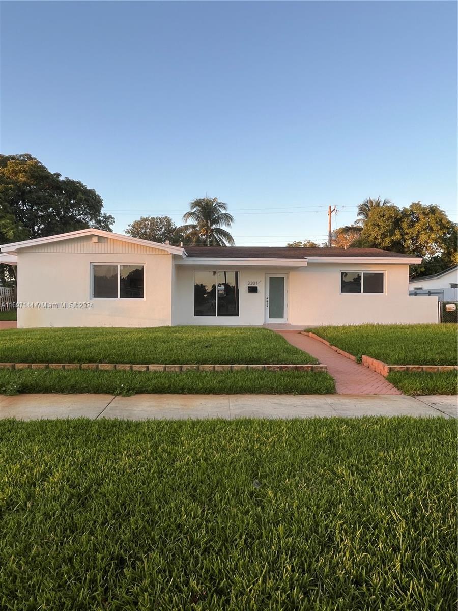 2301 NW 191st St, Miami Gardens FL 33056