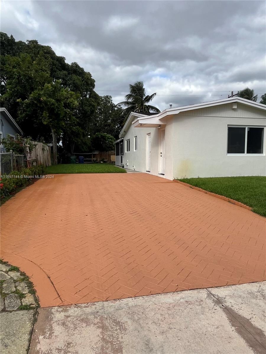 2301 NW 191st St, Miami Gardens FL 33056 photo 4