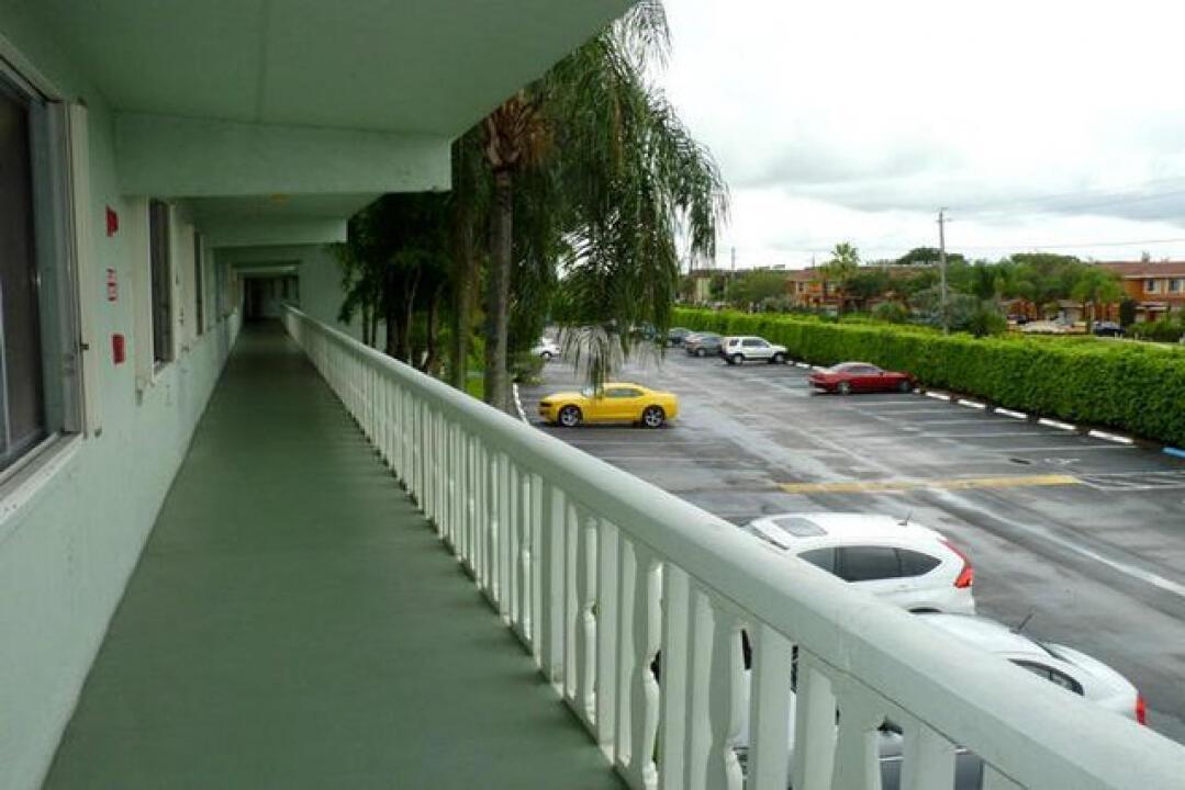 3300 Springdale Boulevard # 306, Palm Springs FL 33461 photo 3