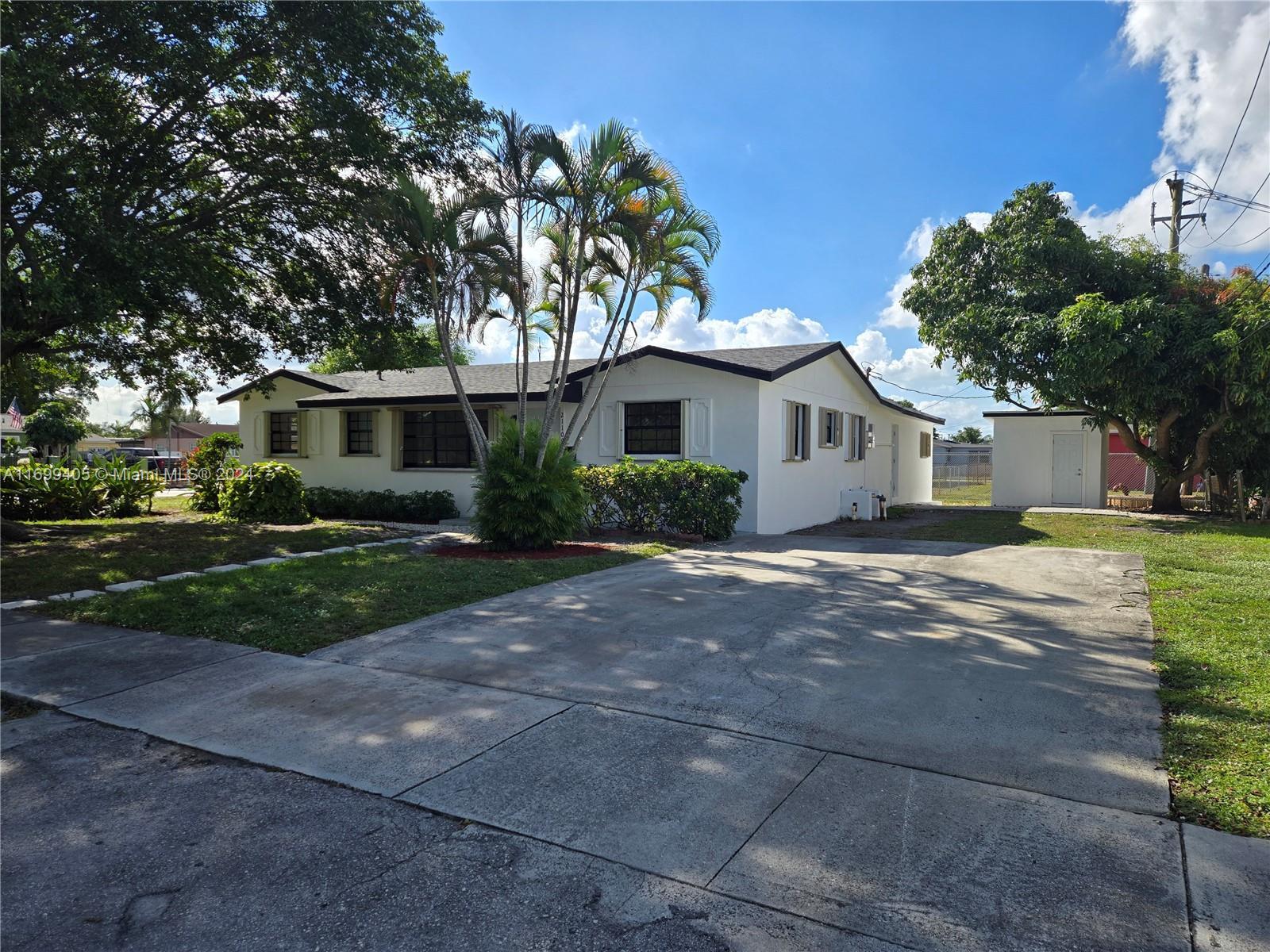 21100 NW 29th Ave, Miami Gardens FL 33056 photo 2