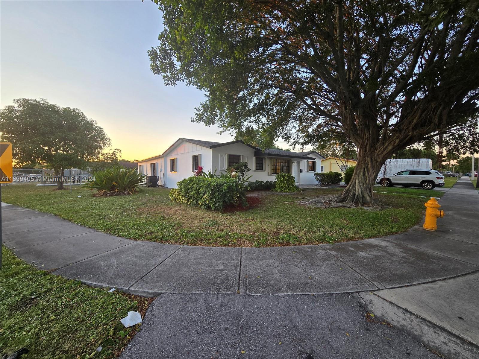 21100 NW 29th Ave, Miami Gardens FL 33056 photo 3