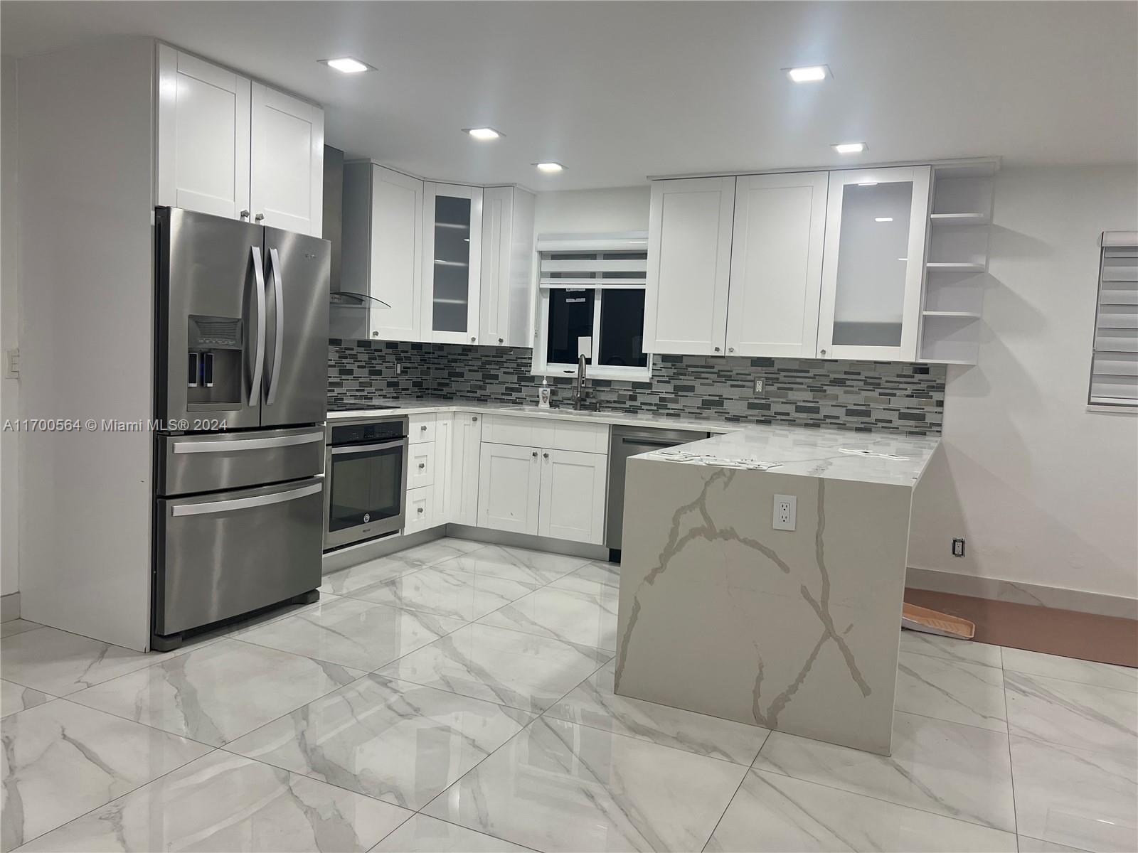 3300 SW 94th Ct, Miami FL 33165 photo 5