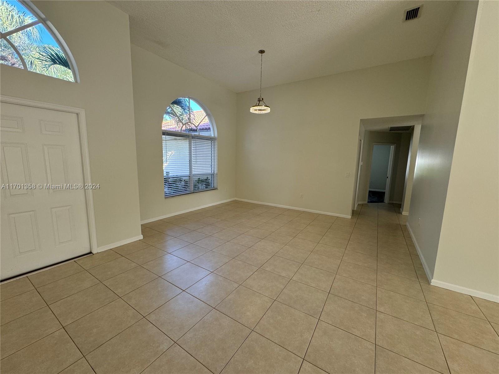 7440 NW 65th Ln, Parkland FL 33067 photo 5