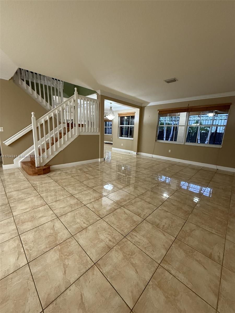 13601 NW 10th St, Miami FL 33182 photo 3