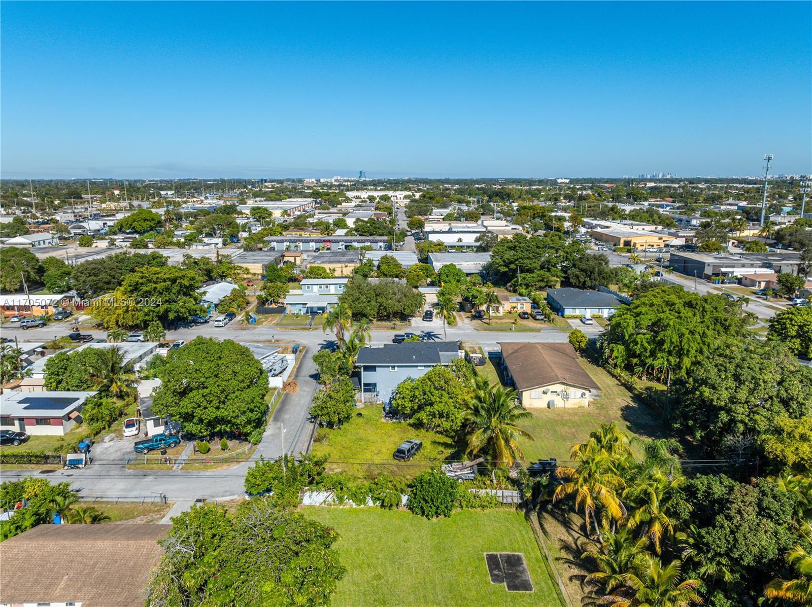 26 Sw Ter, West Park FL 33023 photo 3