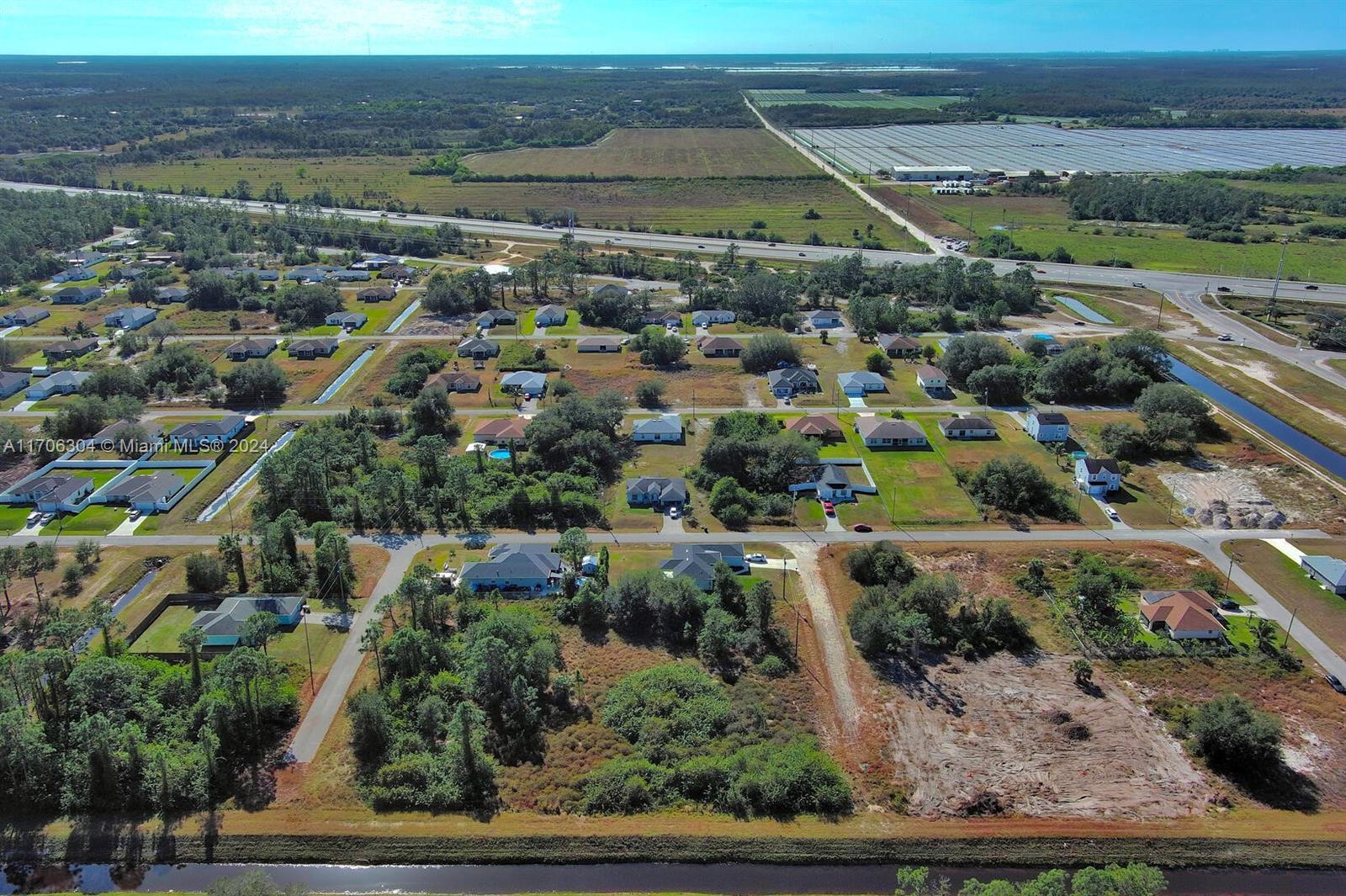 4701 Karen Ave S, Lehigh Acres FL 33976 photo 3