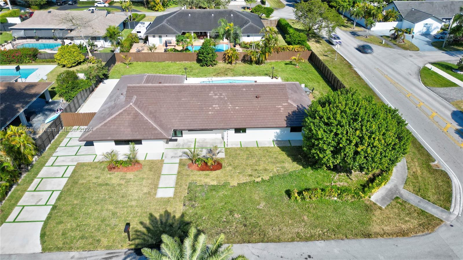 12211 SW 103rd Ter, Miami FL 33186 photo 2