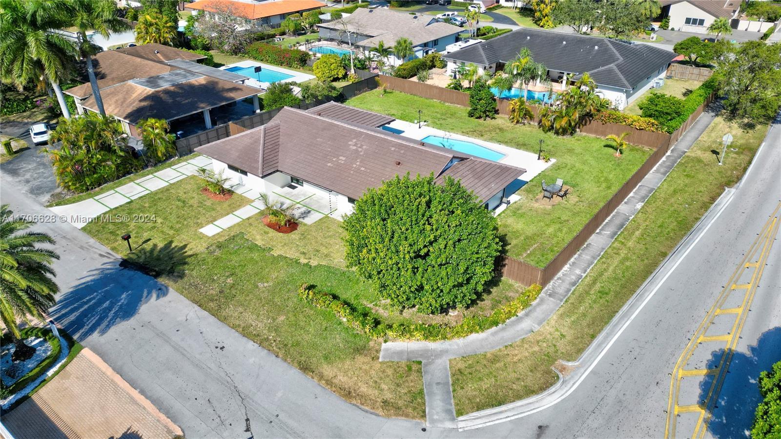 12211 SW 103rd Ter, Miami FL 33186 photo 3