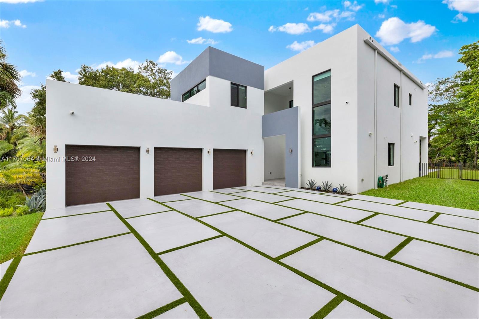 1401 SW 5th Ct, Fort Lauderdale FL 33312 photo 2