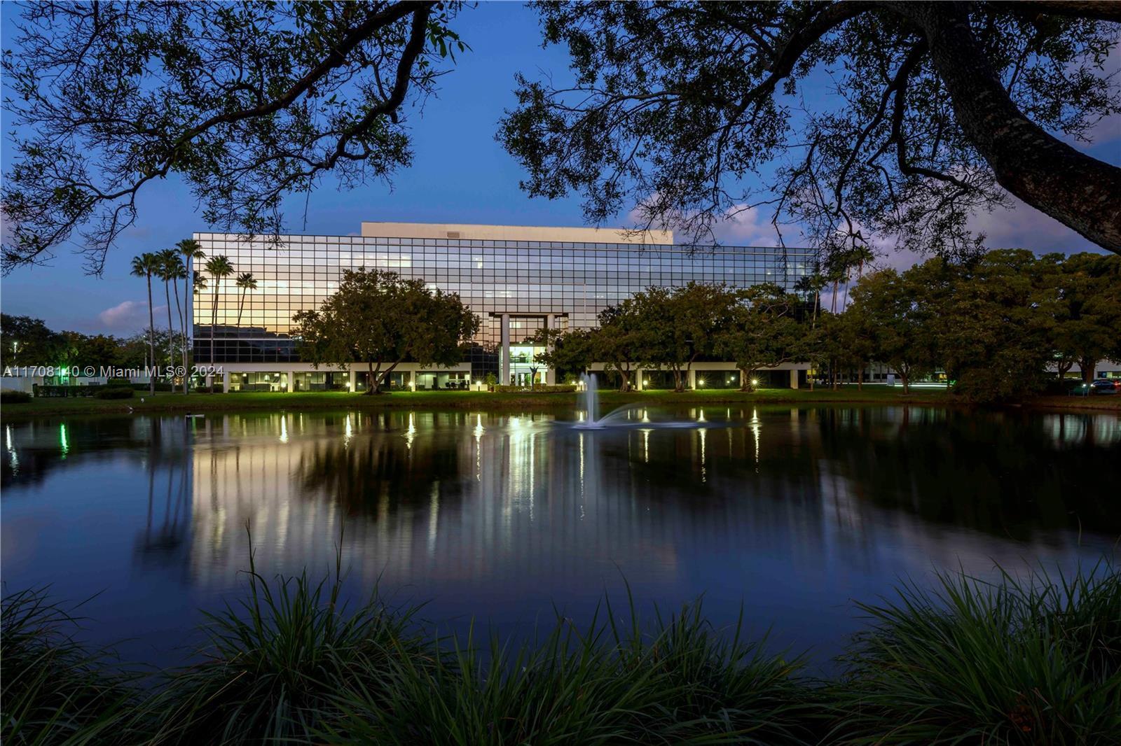 Fort Lauderdale, FL 33309 photo 2