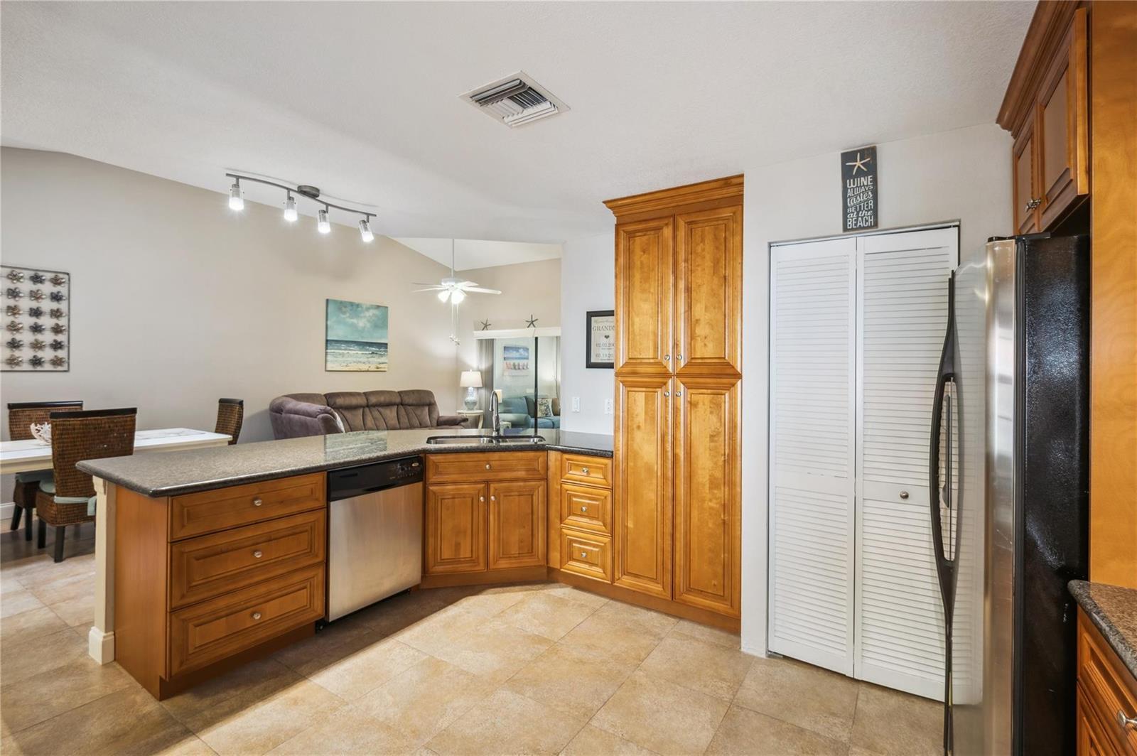 35 Centennial Court, Deerfield Beach FL 33442 photo 5