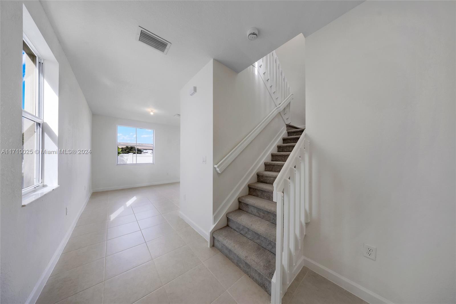 2533 SE 24 Ct SE, Homestead FL 33035 photo 4