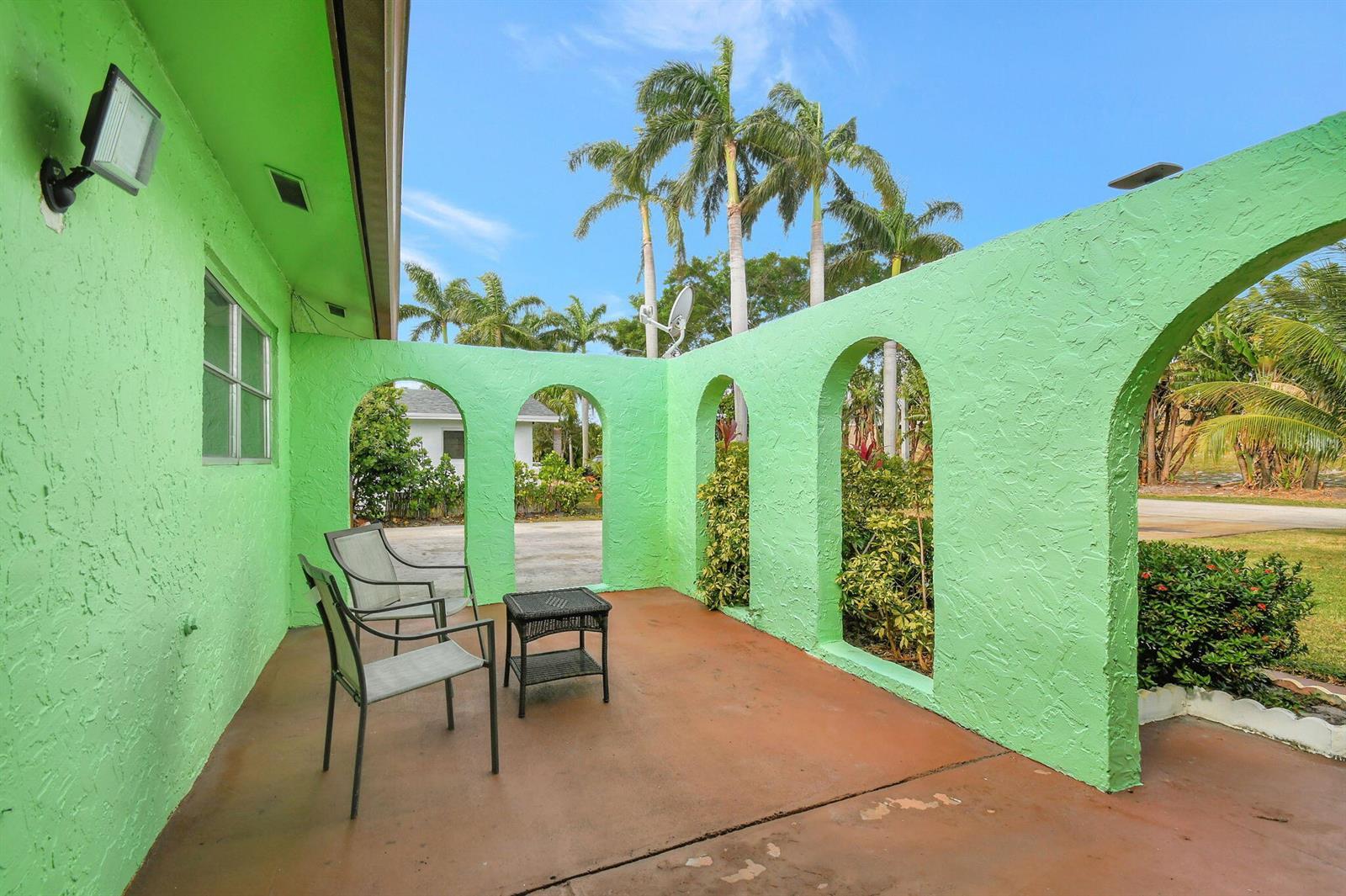 702 SW 23rd Terrace, Boynton Beach FL 33435 photo 4