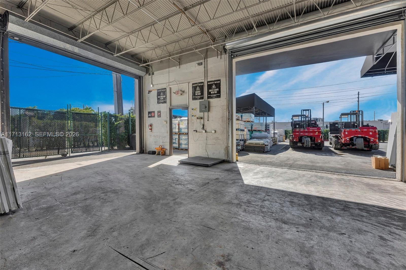 801 N 21st Ave, Hollywood FL 33020 photo 4