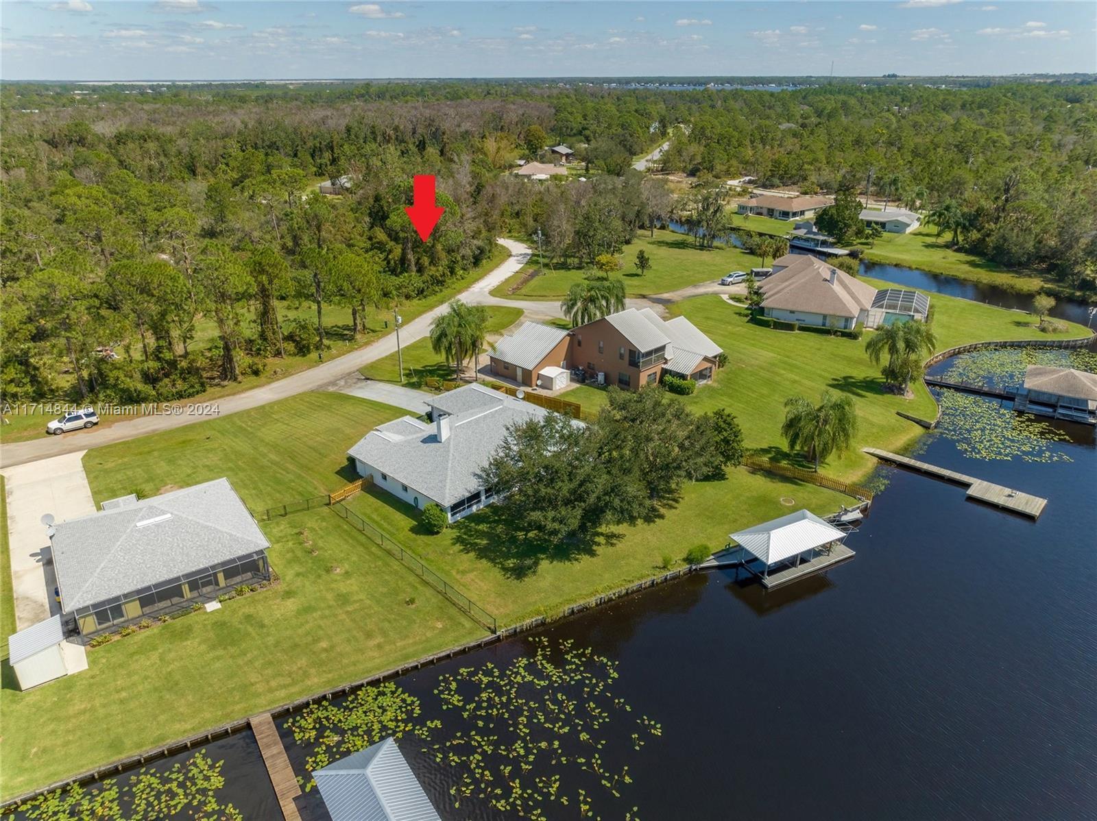 3111 Tanglewylde Avenue, Lake Placid FL 33852 photo 2