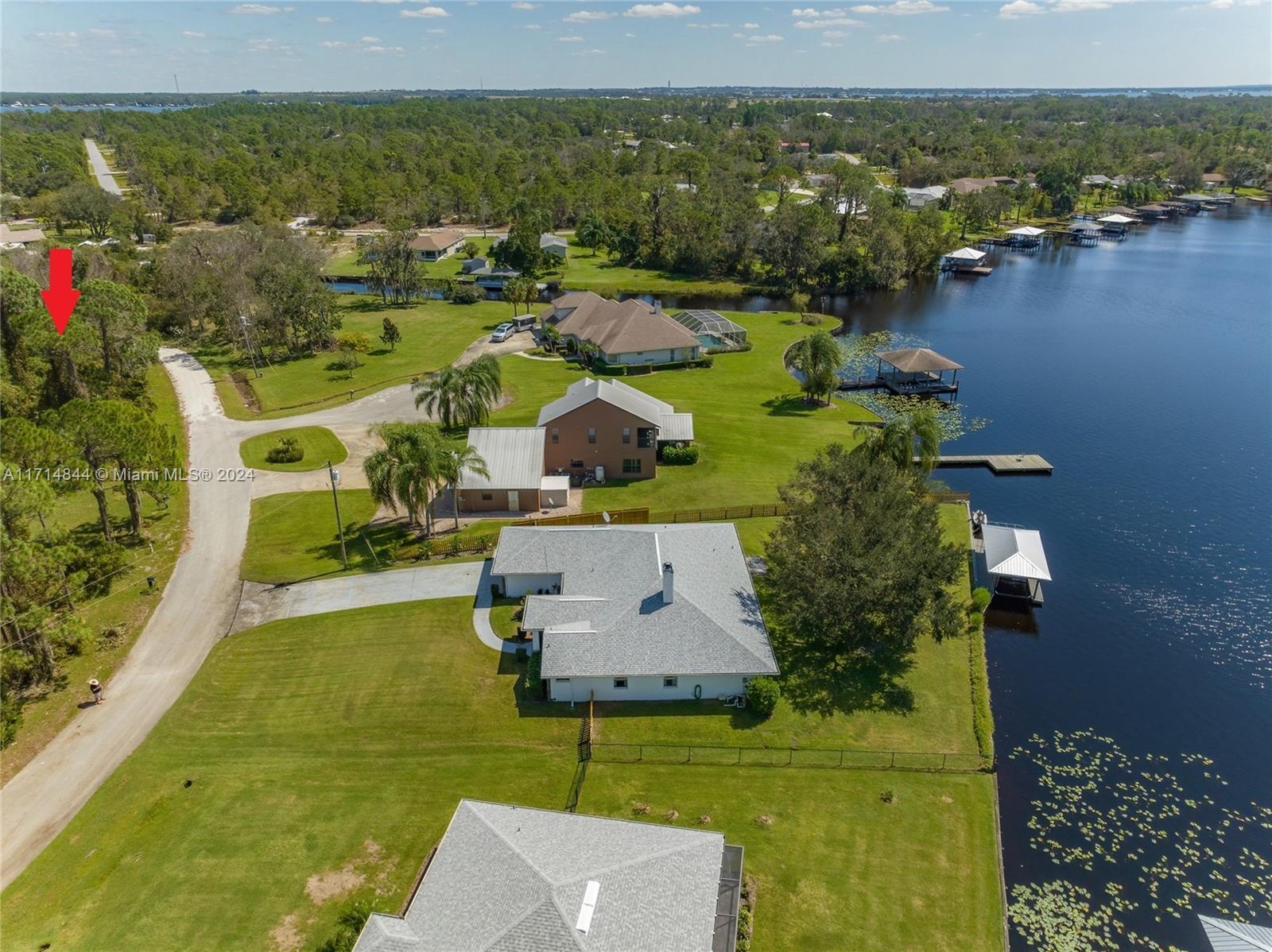 3111 Tanglewylde Avenue, Lake Placid FL 33852 photo 3