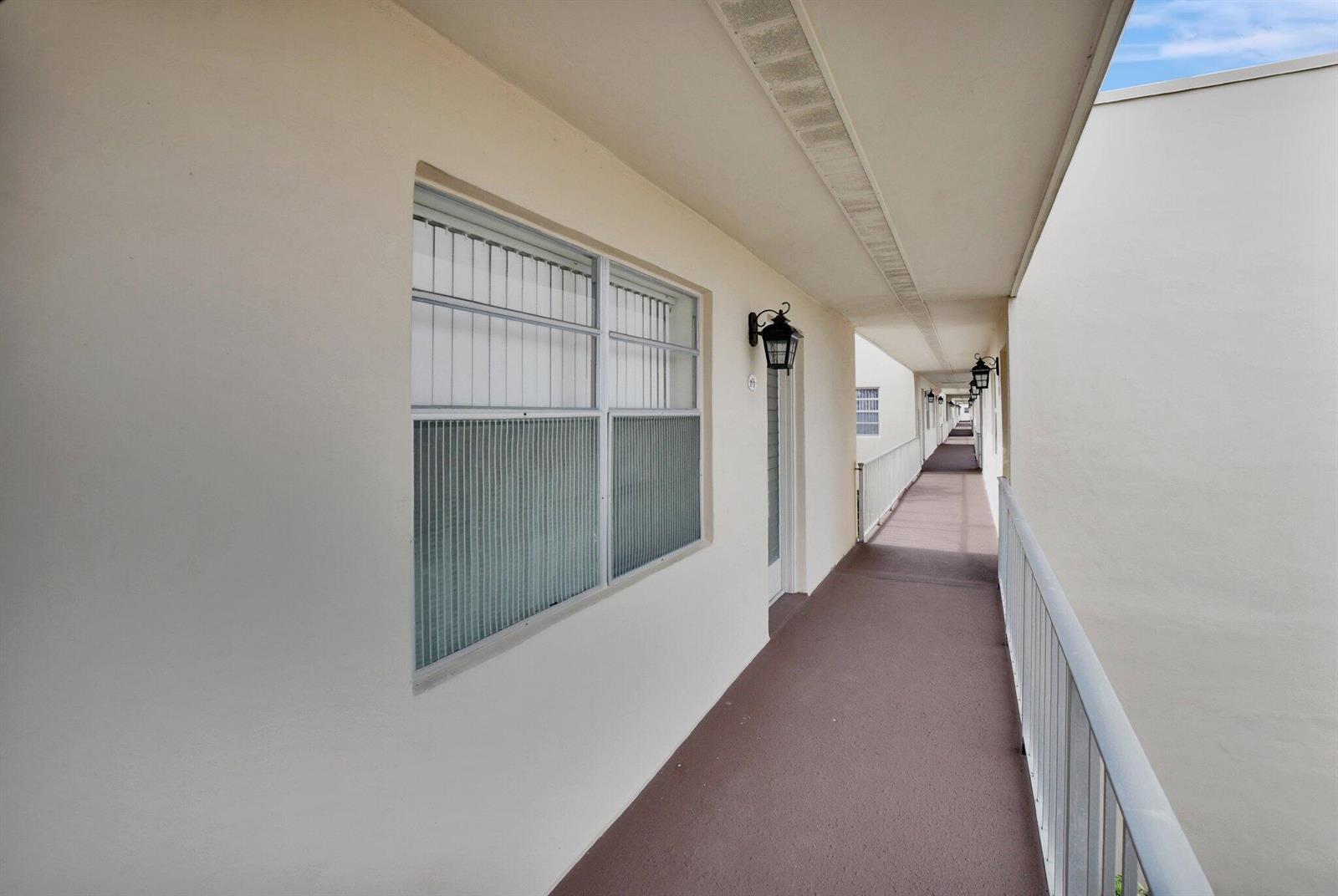 78 Burgundy B, Delray Beach FL 33484 photo 3