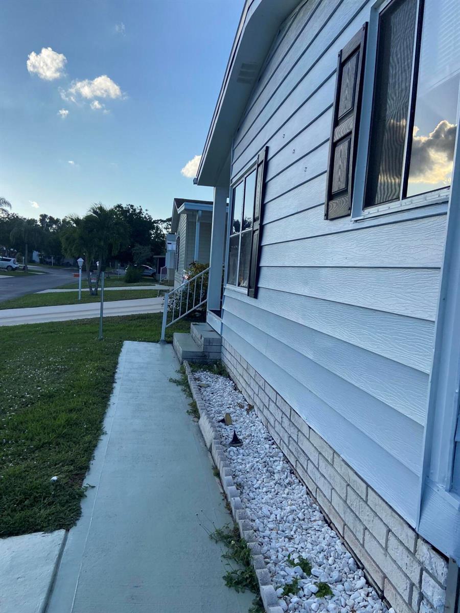 240 Travis Cay Place # 2, Fort Pierce FL 34982 photo 4