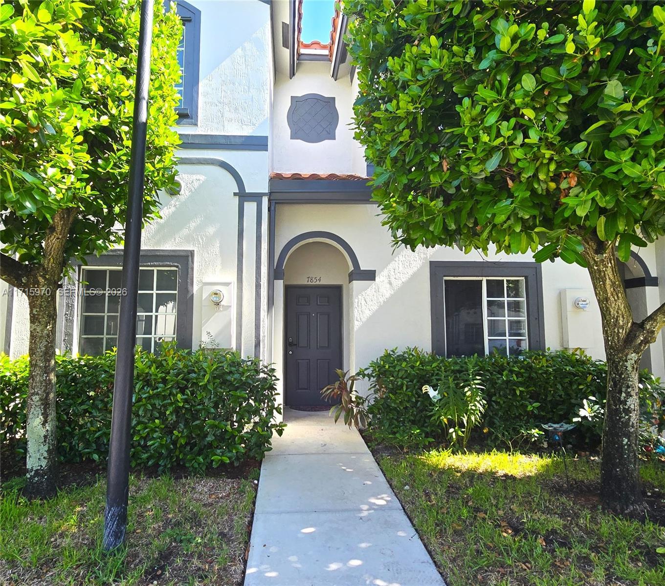 7854 Catalina Cir, Tamarac FL 33321 photo 2