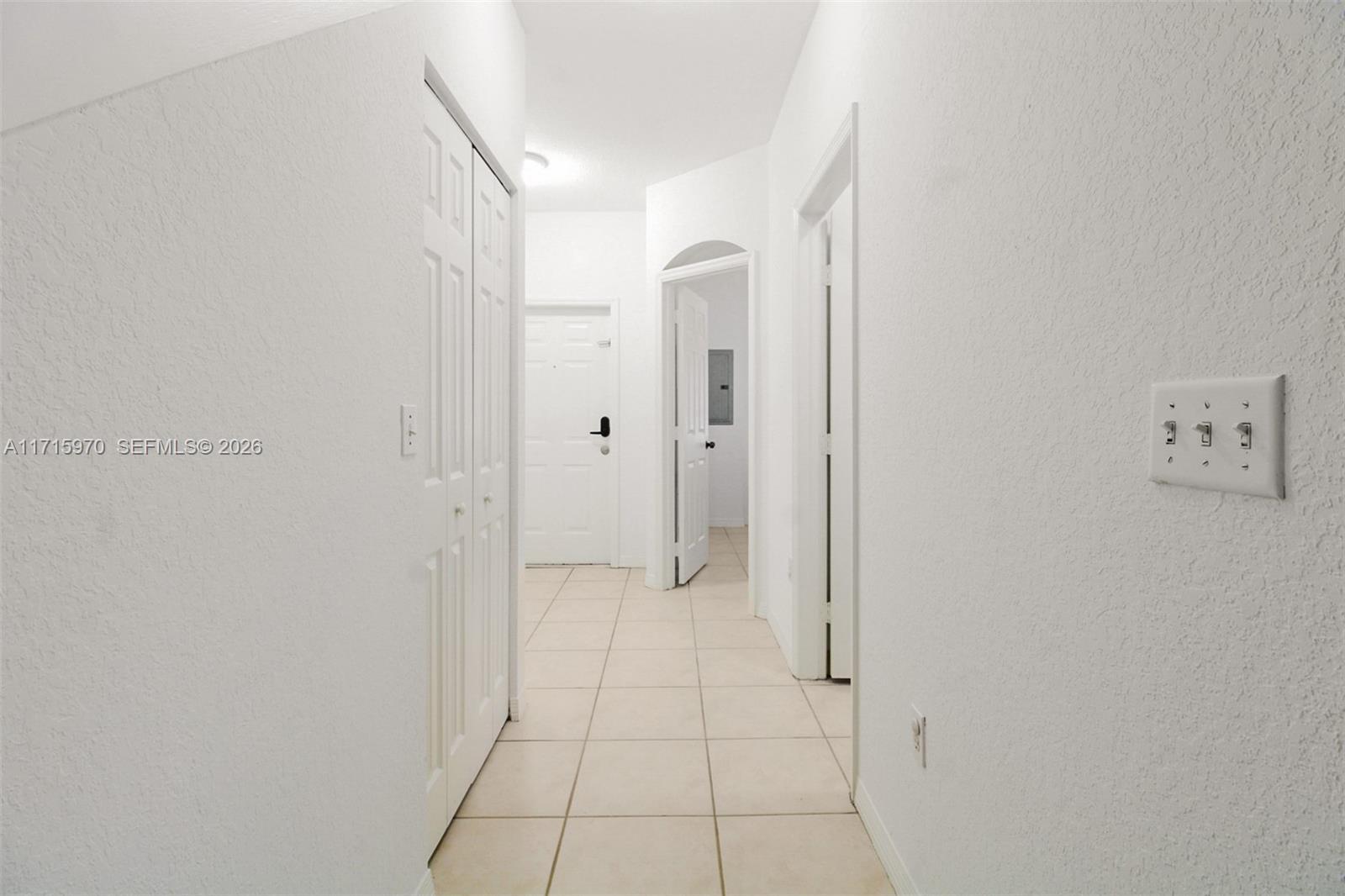 7854 Catalina Cir, Tamarac FL 33321 photo 4