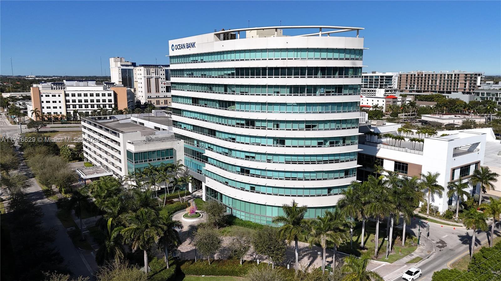 20900 NE 30 TH Ave # b, Aventura FL 33180