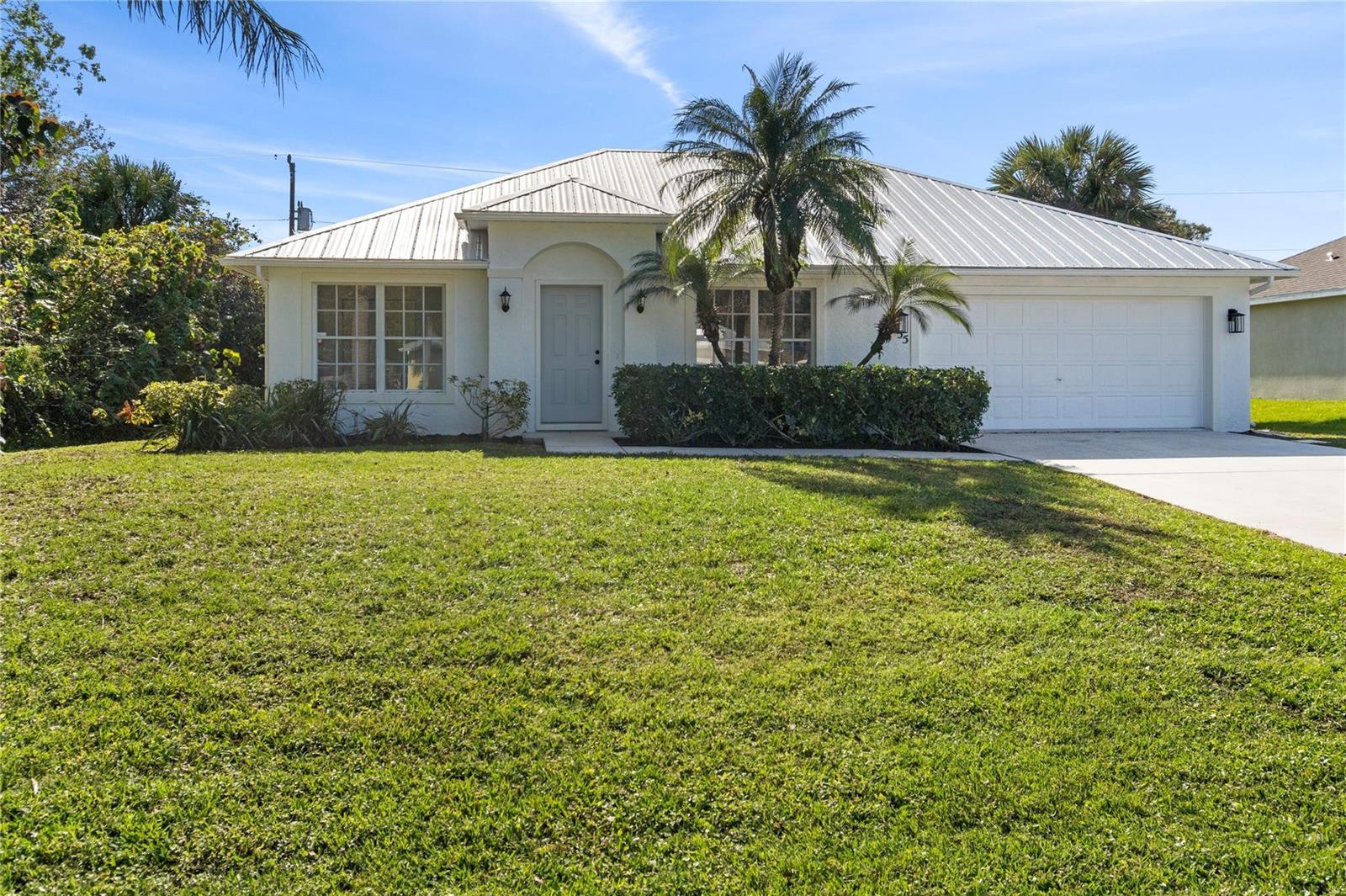 1055 18th Street, Vero Beach FL 32962