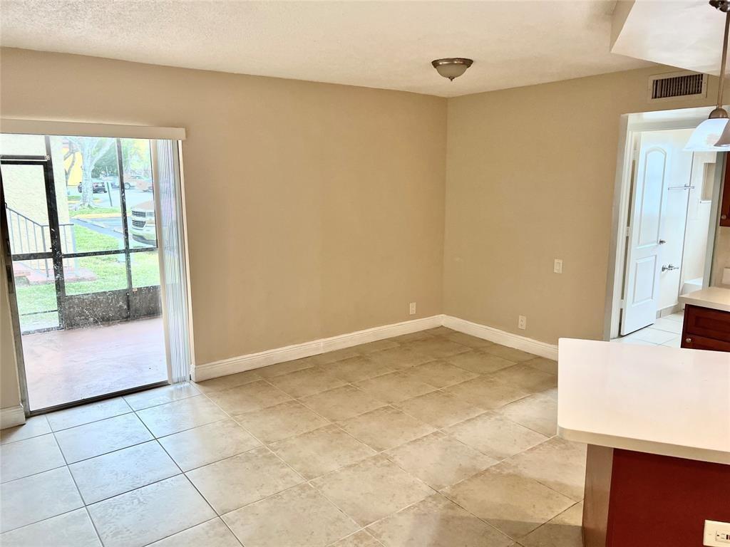 4425 Treehouse Lane # A, Tamarac FL 33319 photo 2