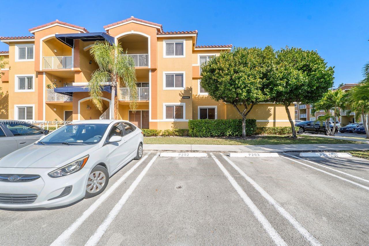 20930 SW 87th Ave # 305, Cutler Bay FL 33189 photo 2