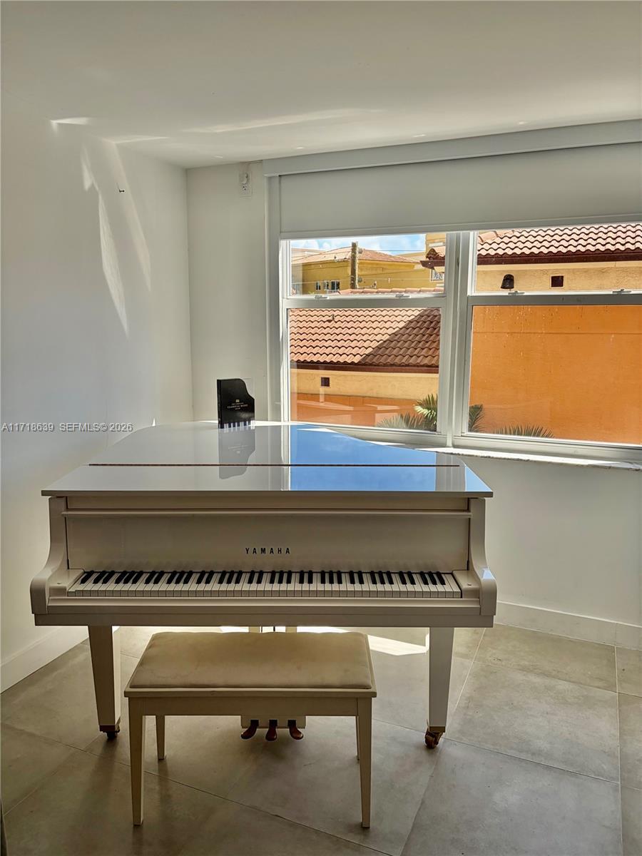 90 Alton Rd # 303, Miami Beach FL 33139 photo 3