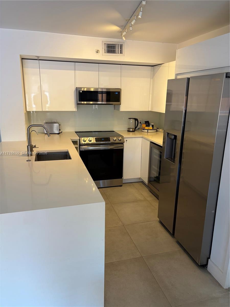 90 Alton Rd # 303, Miami Beach FL 33139 photo 5