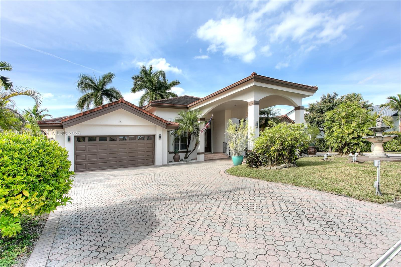3160 SW 109th Ct, Miami FL 33165 photo 2
