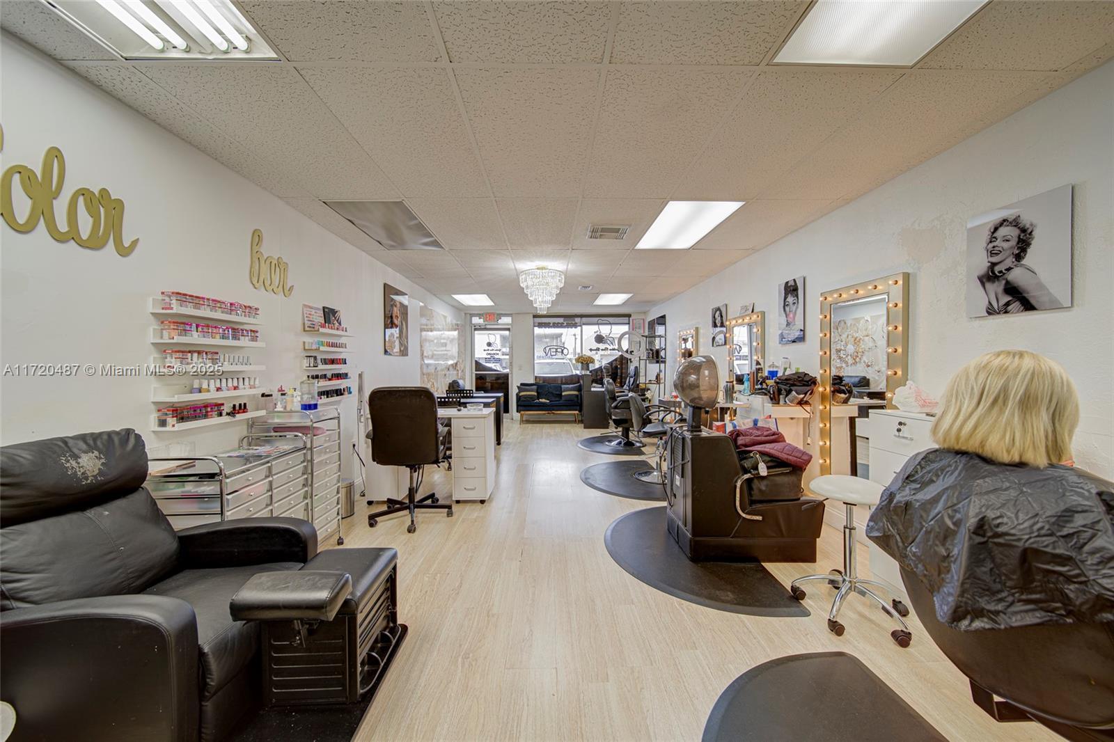 Full-Service Beauty Salon For Sale in Westchester, Miami FL 33165 photo 4