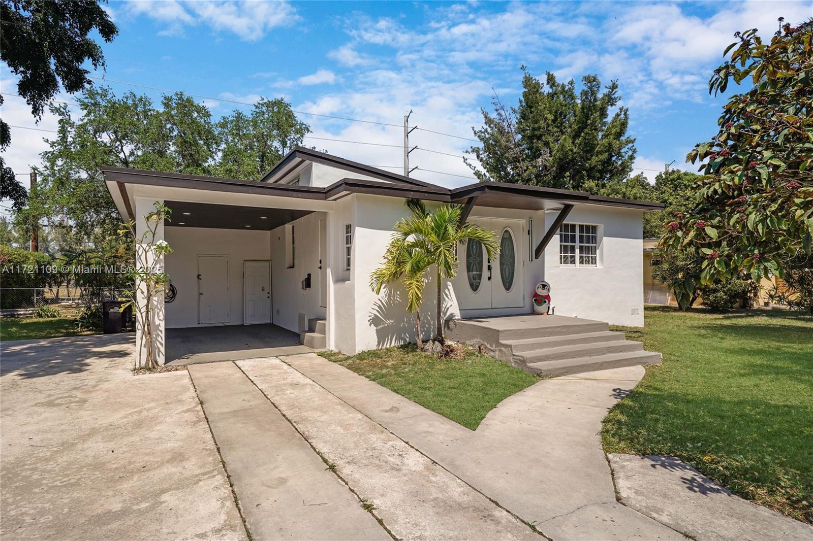571 Raven Ave, Miami Springs FL 33166 photo 4