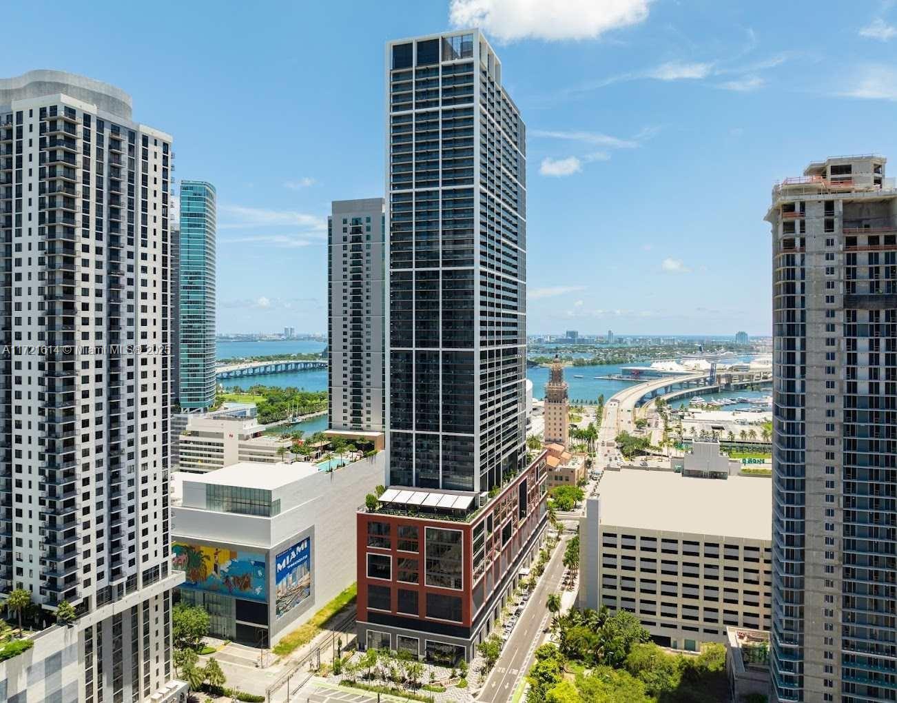 159 NE 6 # 3912, Miami FL 33132 photo 2