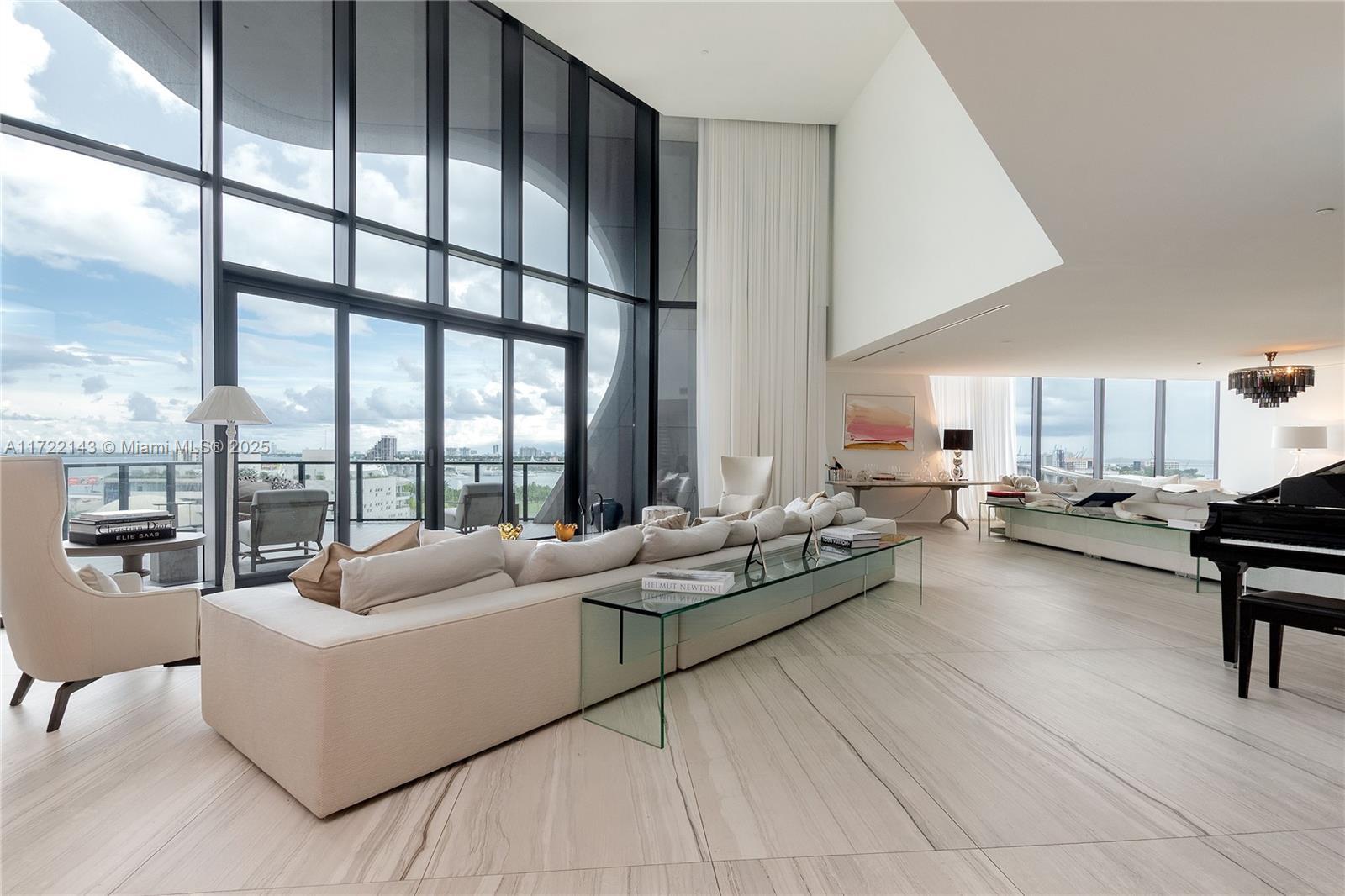 1000 Biscayne Blvd # 1002, Miami FL 33132 photo 2