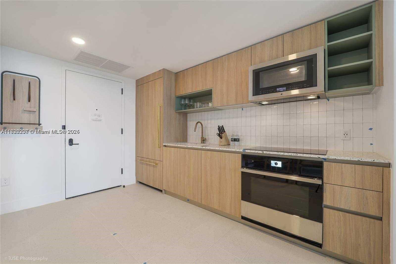159 NE 6 # 3913, Miami FL 33132 photo 3