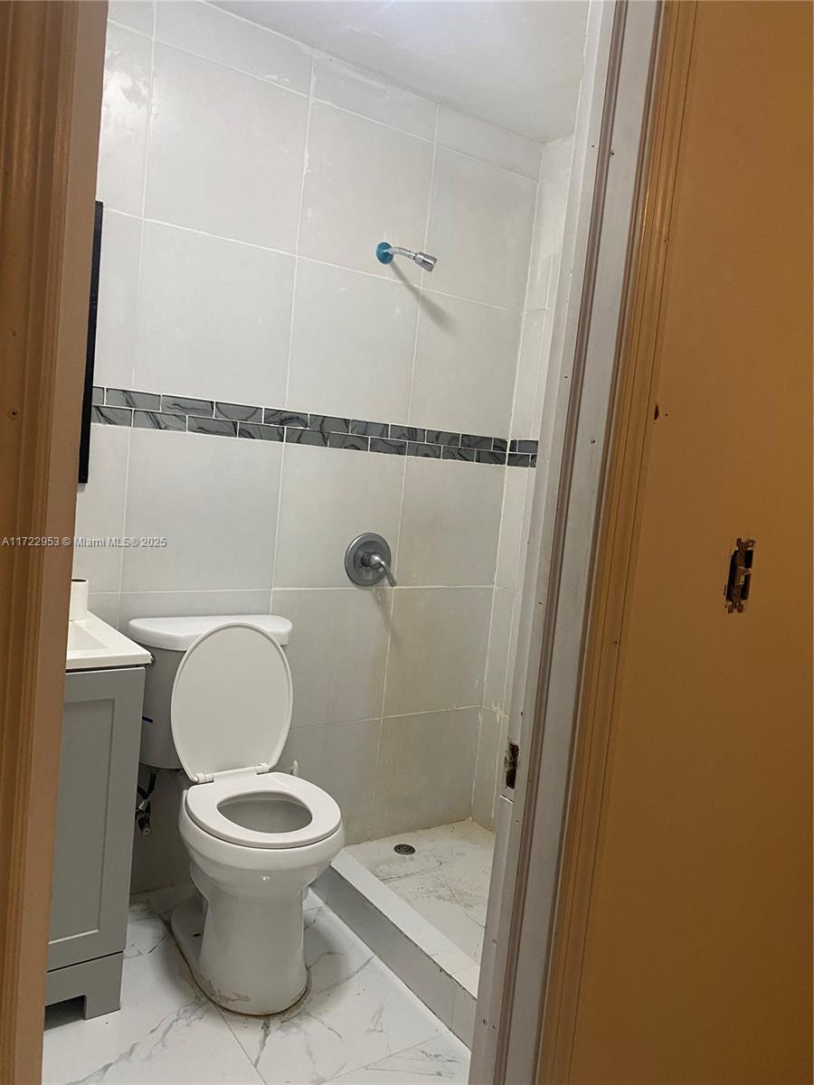 425 NE 172nd St # 0, North Miami Beach FL 33162 photo 5