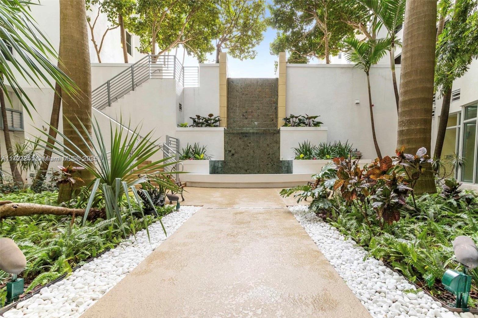 1830 Radius Dr # 810, Hollywood FL 33020 photo 4