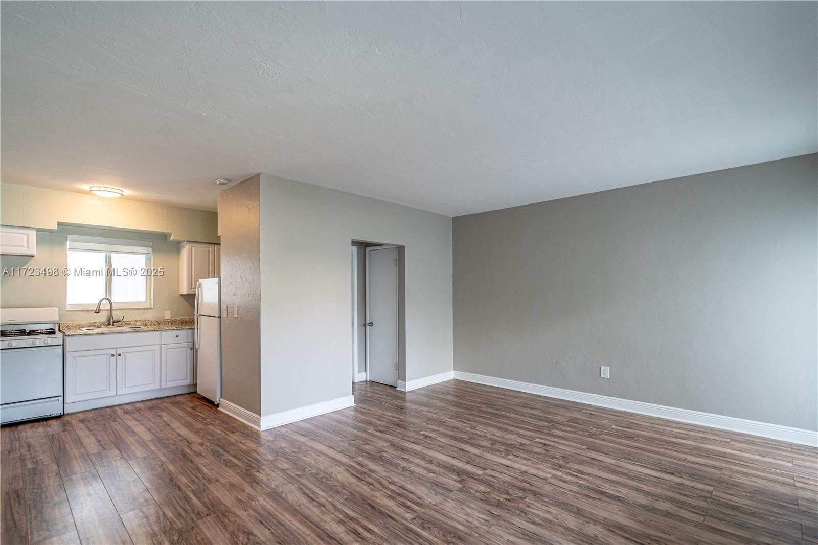 9270 E Bay Harbor Dr # 6B, Bay Harbor Islands FL 33154 photo 3
