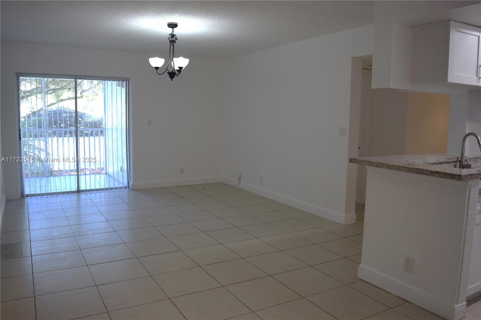 5628 Rock Island Rd # 185, Tamarac FL 33319 photo 2