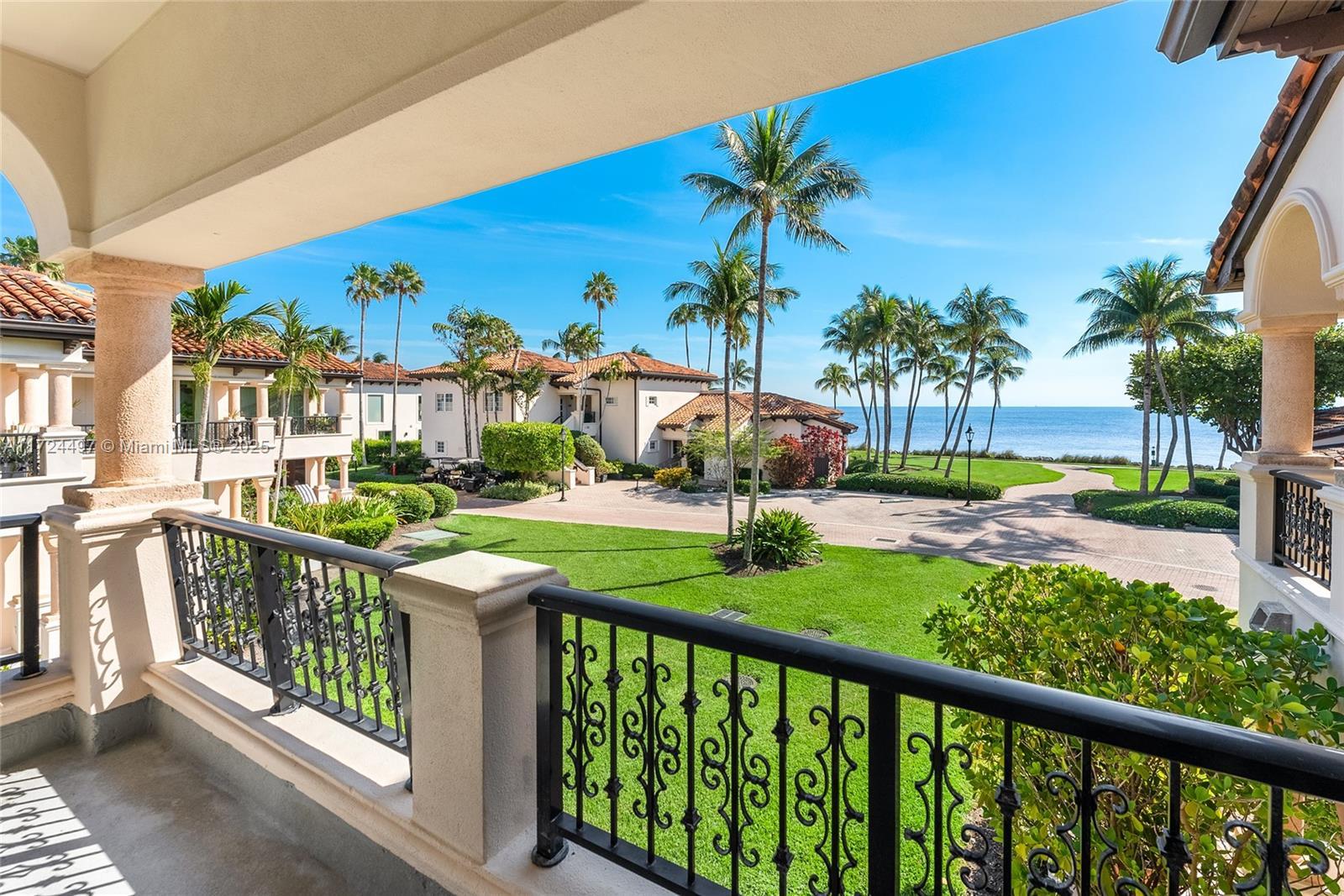15121 Fisher Island Dr # 15121, Miami Beach FL 33109 photo 2