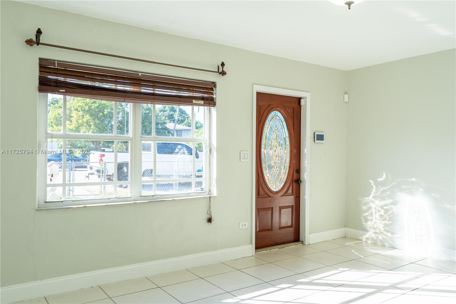 1231 E 8th Ave, Hialeah FL 33010 photo 3