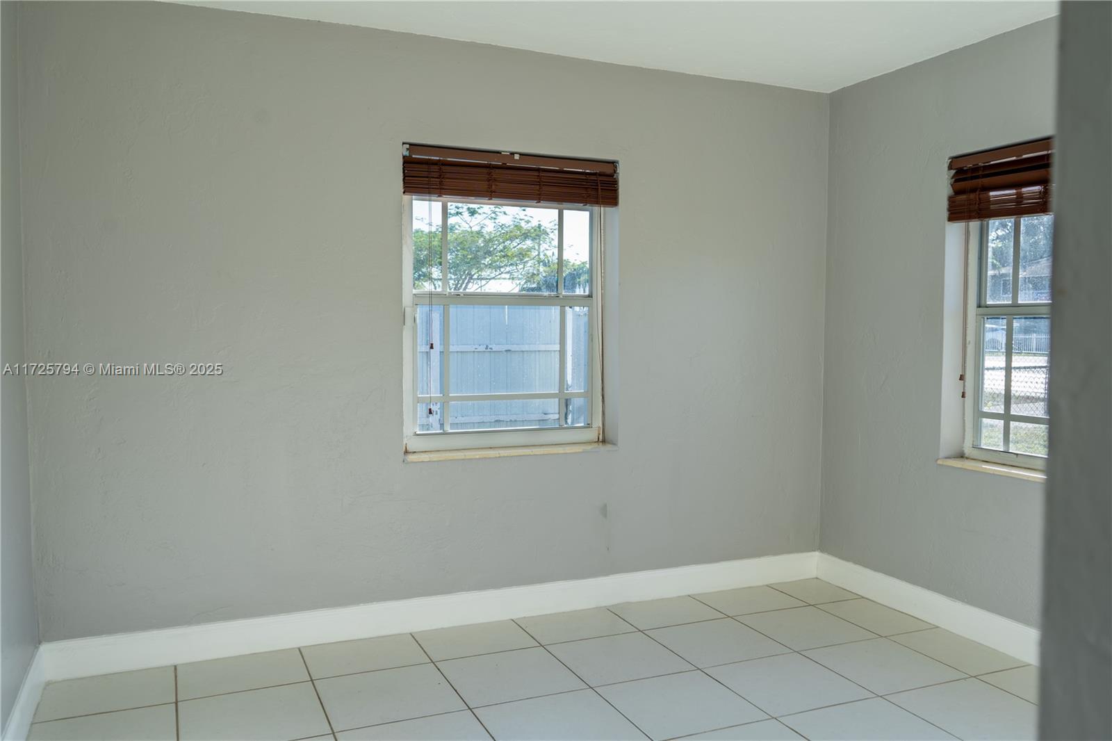 1231 E 8th Ave, Hialeah FL 33010 photo 5