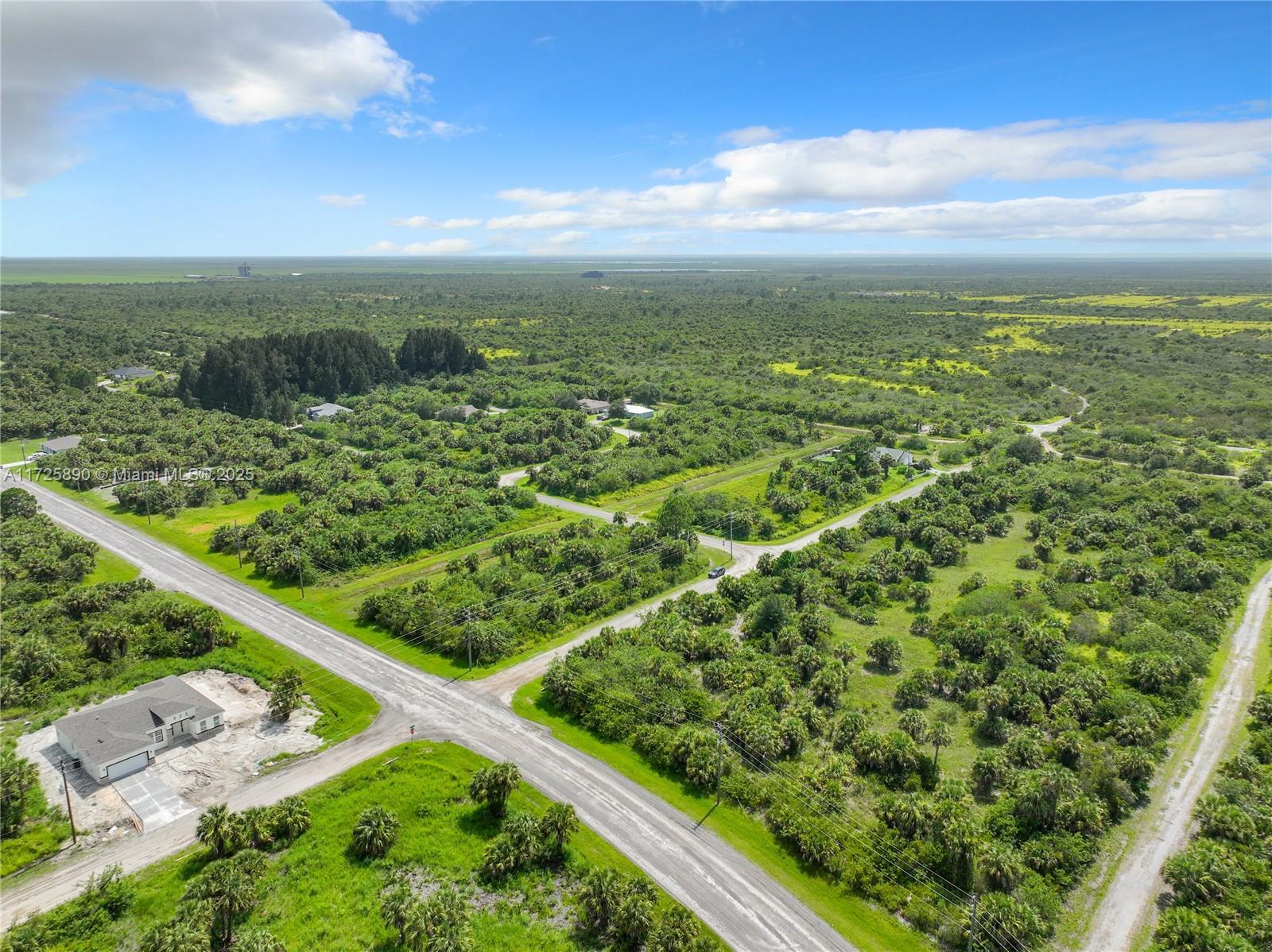 807 SW Laika Rd SW, Palm Bay FL 32908 photo 2