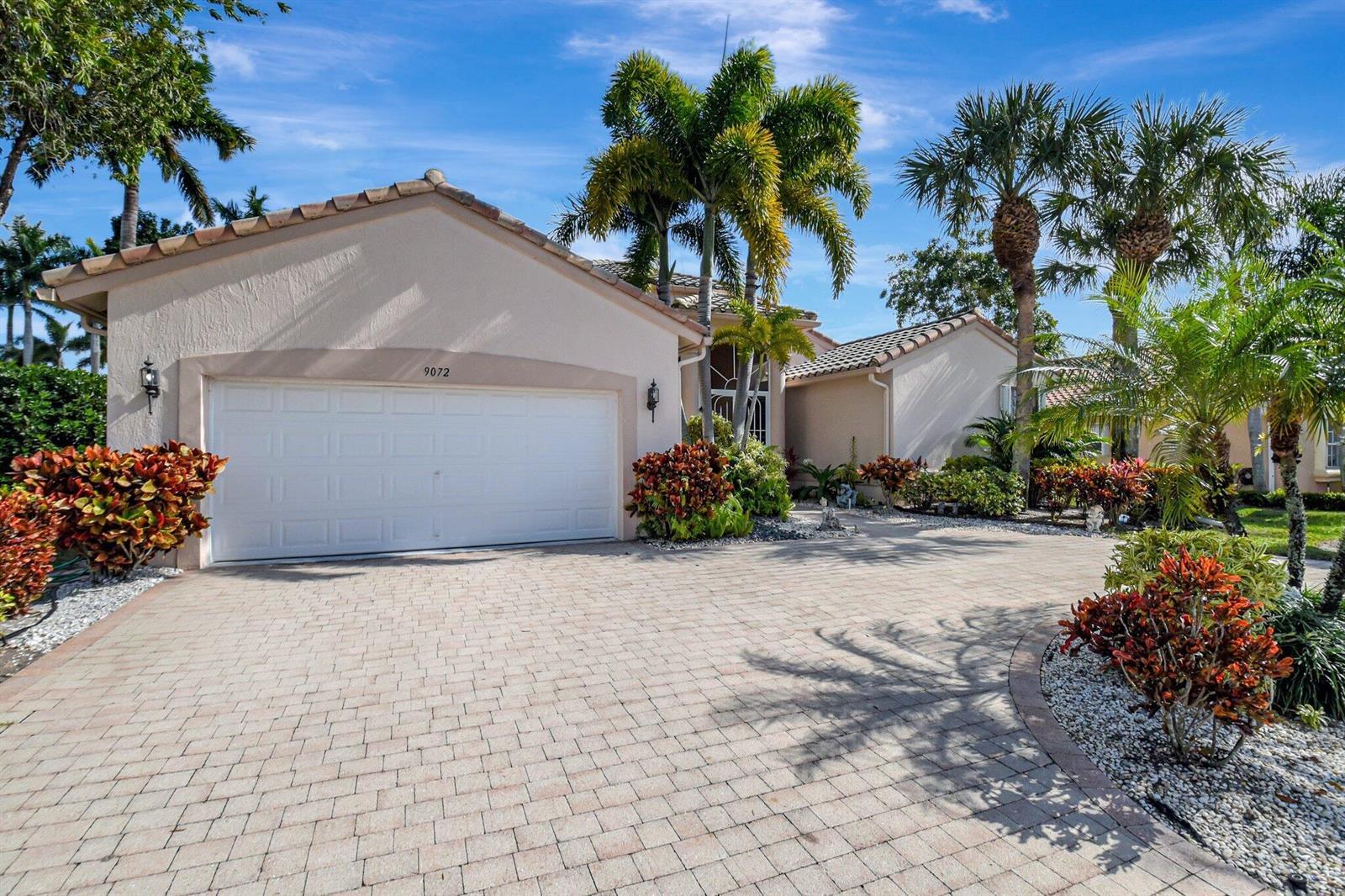 9072 Padova Drive, Boynton Beach FL 33472 photo 2