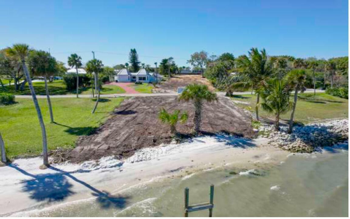 1033 S Indian River Drive, Fort Pierce FL 34950 photo 3