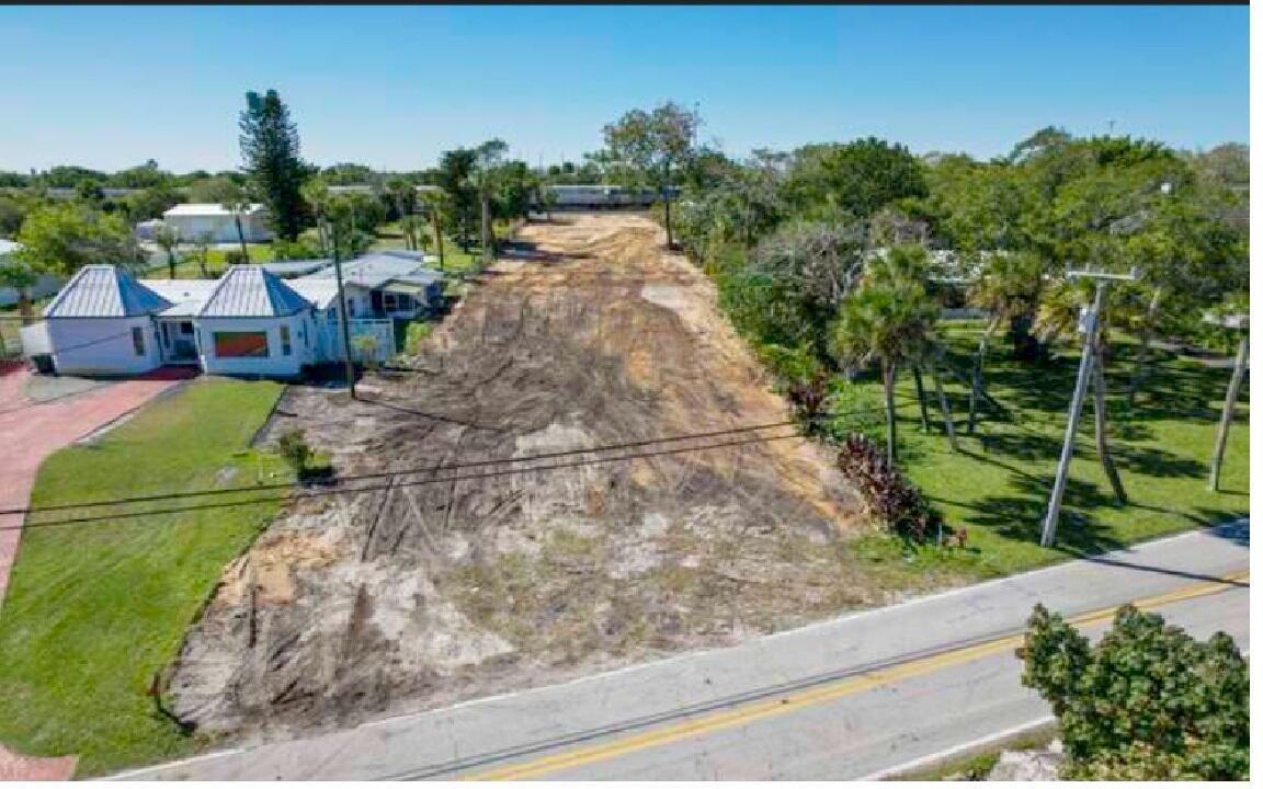 1033 S Indian River Drive, Fort Pierce FL 34950 photo 4