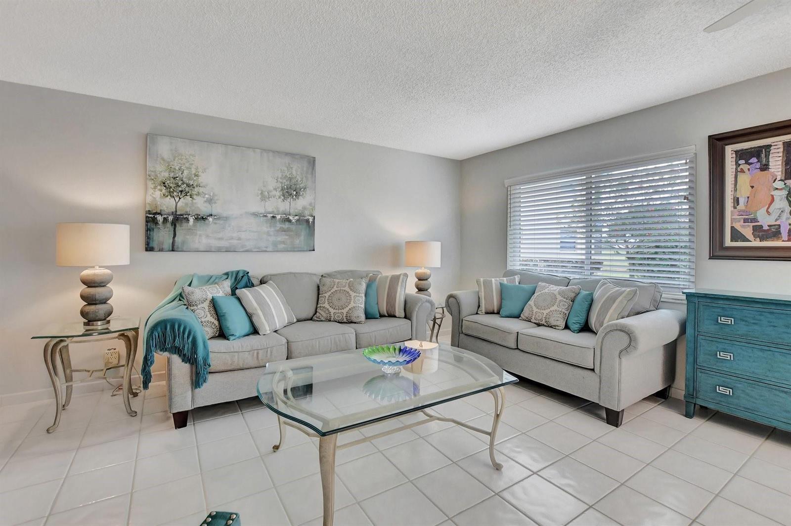 204 Burgundy E # 204, Delray Beach FL 33484 photo 2